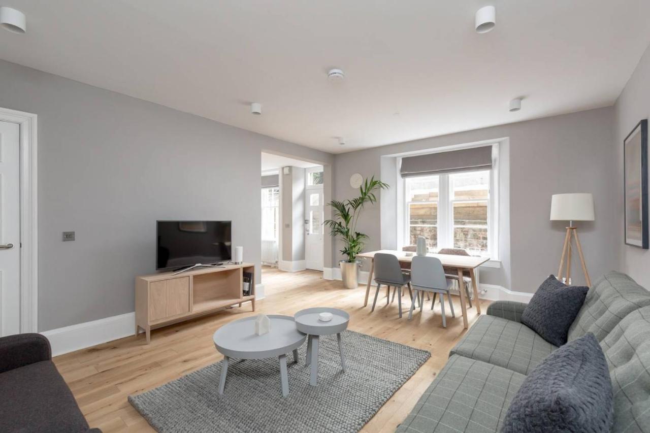 Joivy Luxurious 2Br Home Near Haymarket Station Edinburgh Ngoại thất bức ảnh