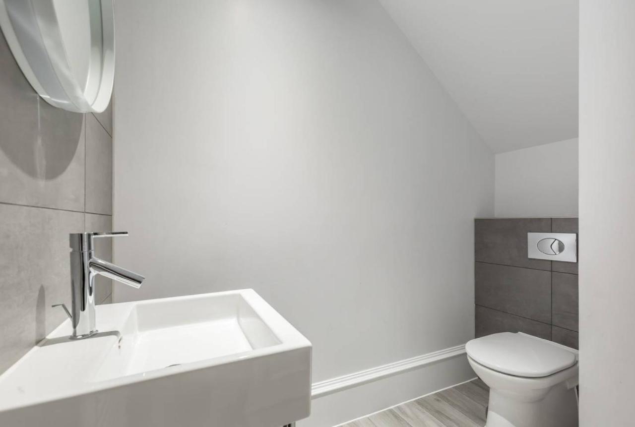 Joivy Luxurious 2Br Home Near Haymarket Station Edinburgh Ngoại thất bức ảnh