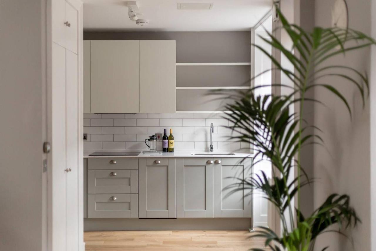 Joivy Luxurious 2Br Home Near Haymarket Station Edinburgh Ngoại thất bức ảnh